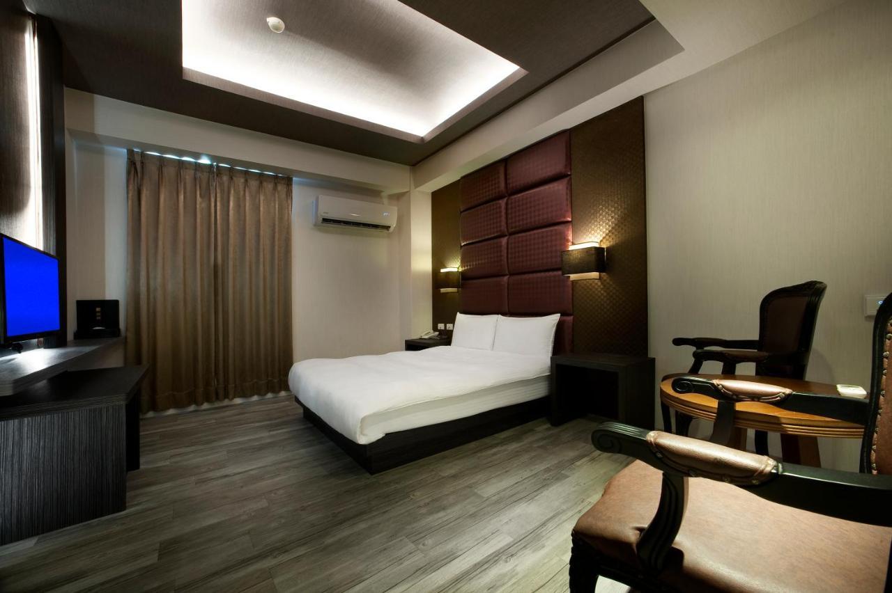Two Fukun Hotel Jiaoxi Exteriör bild